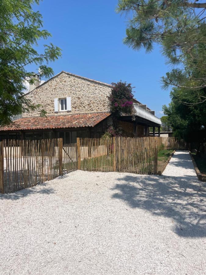Studio 2 Personnes Vue Marais Salant Parking Et Terrasse Proche Commodite Hyères Eksteriør billede
